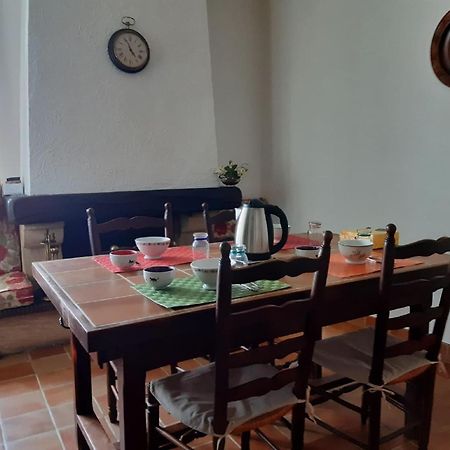 Quaint Holiday Home In Payzac With Garden Kültér fotó