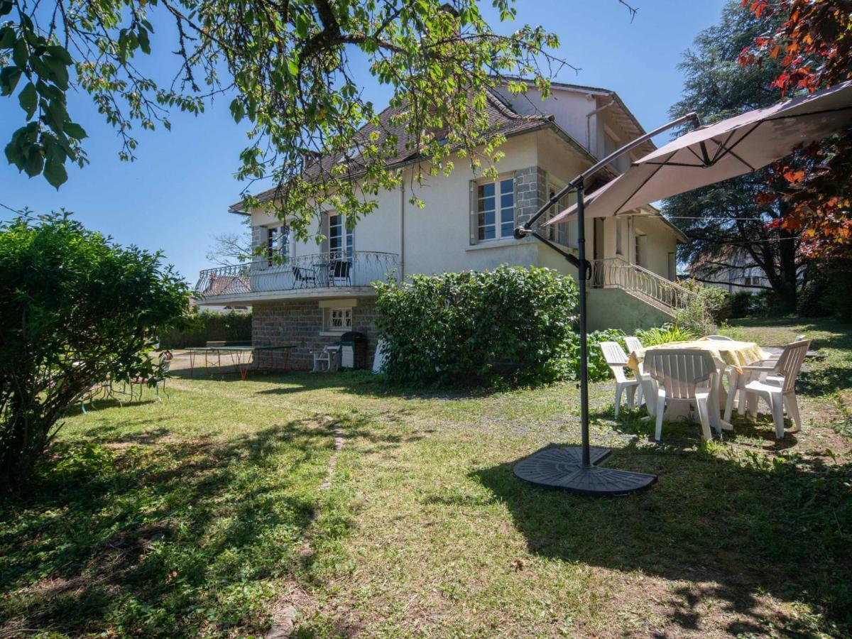 Quaint Holiday Home In Payzac With Garden Kültér fotó